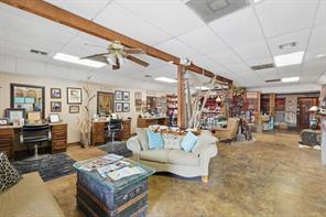 206 W Mccart Street - Photo 4