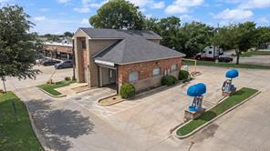 1704 Teasley Lane - Photo 4