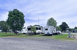 4413 FM 16 W - Photo 32