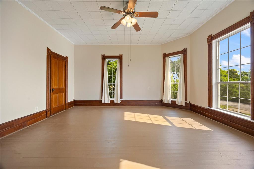107 S Josephine Street - Photo 30