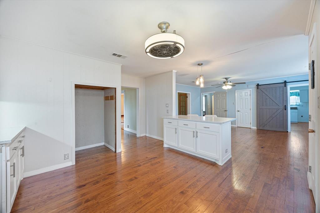 107 S Josephine Street - Photo 33