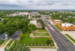 2217 W Waco Drive - Photo 3