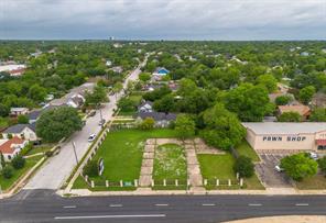 2217 W Waco Drive - Photo 4