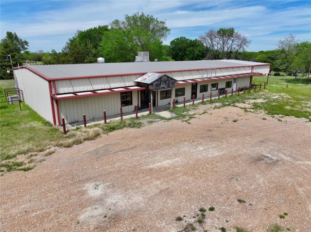 100 E Highway 31 Highway