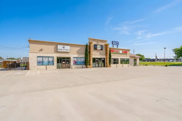 1333 N Plaza Drive