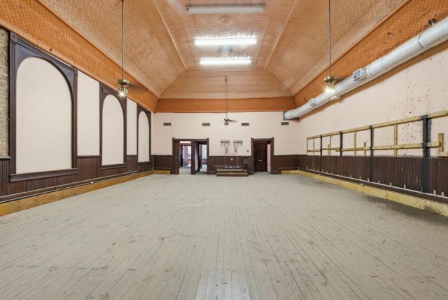 Photo 32