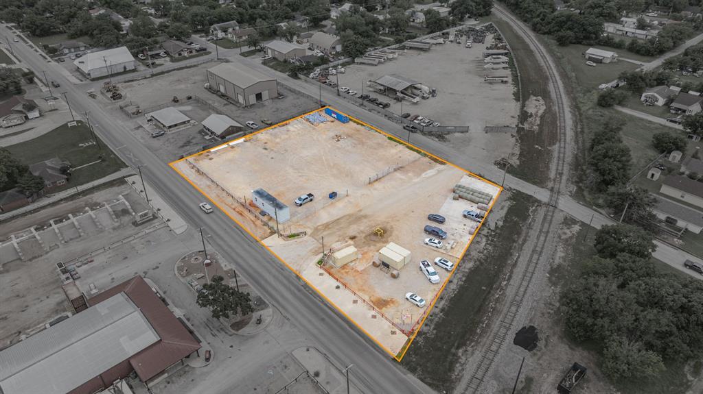 1010 N Graham Street - Photo 1