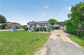 207 Hood Street - Photo 2