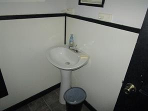 1013 Austin Avenue - Photo 24