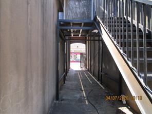 1013 Austin Avenue - Photo 3