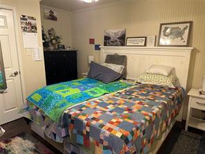 200 E Elm Street - Photo 33