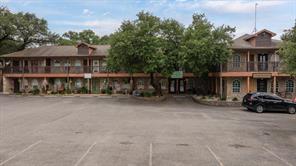 200 E Elm Street - Photo 6