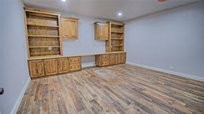 201 Clay Street - Photo 10