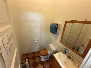 104 E Main Street - Photo 17
