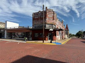 104 E Main Street - Photo 2