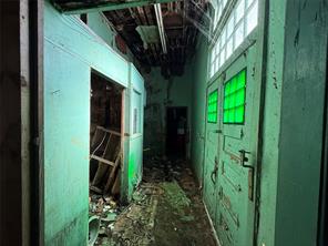 104 E Main Street - Photo 32