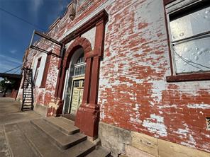 104 E Main Street - Photo 5