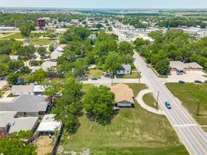 403 E Pecan Street - Photo 15