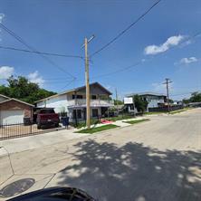 1701 Shaw Street - Photo 2