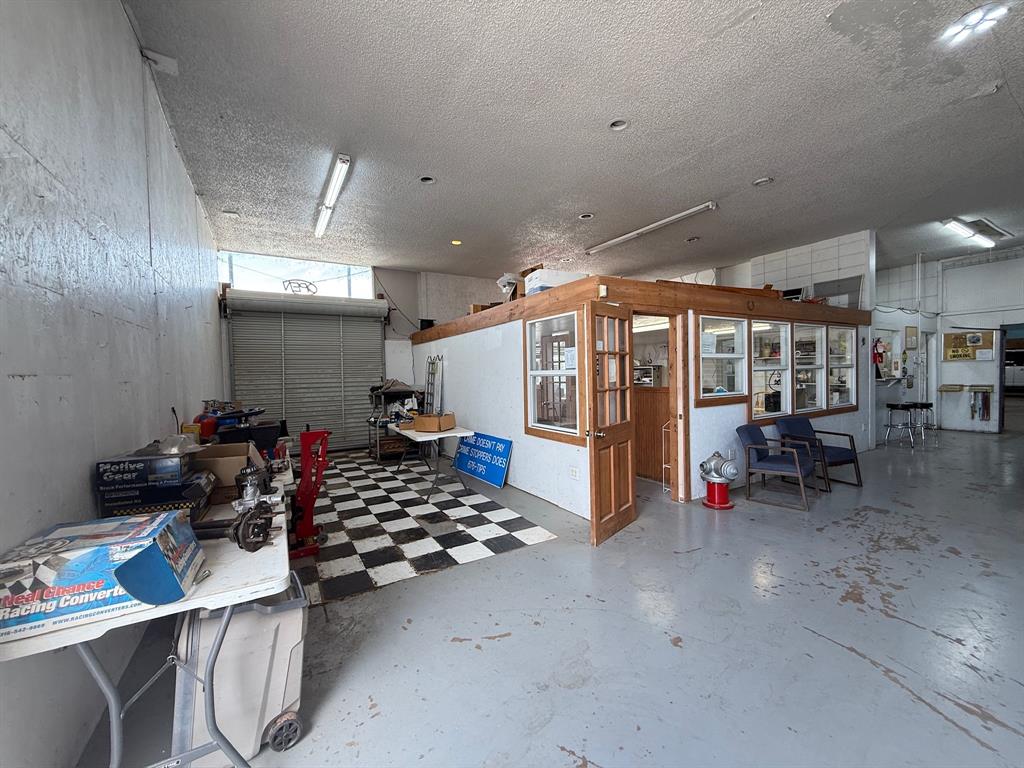 881 Pine Street - Photo 6