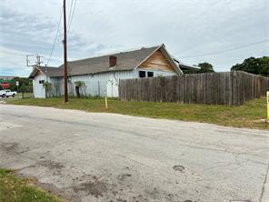 2800 E Belknap - Photo 2