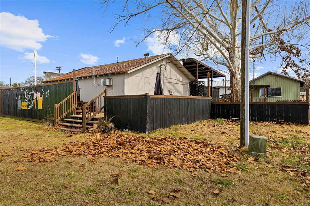 17227 State Highway 154 - Photo 34