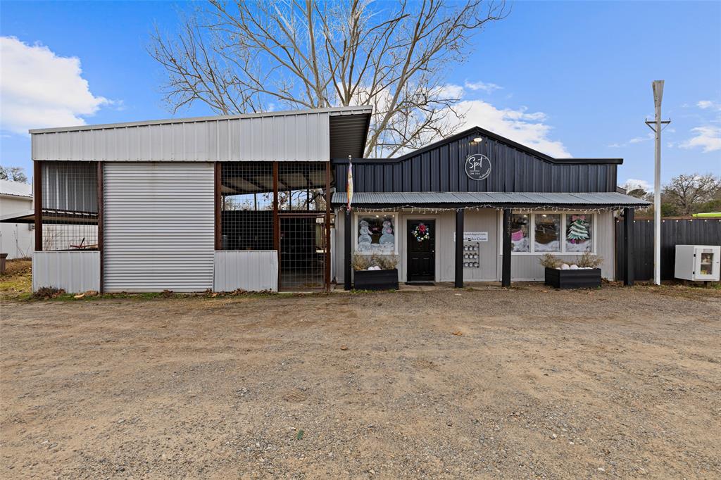 17227 State Highway 154 - Photo 6