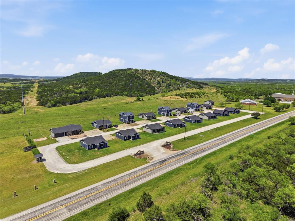 13285 N State Highway 16 - Photo 6