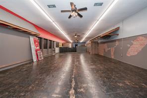218 East First - Photo 10
