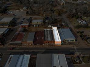 218 East First - Photo 2
