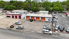 3421 Franklin Avenue - Photo 3