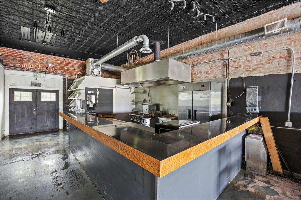 112 Gassaway Avenue - Photo 10