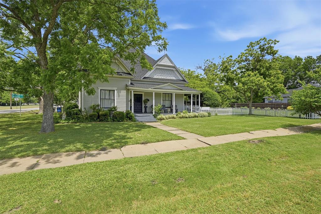 202 E Main Street - Photo 1