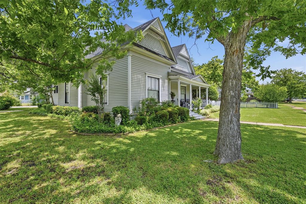 202 E Main Street - Photo 4