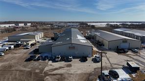 12699 I-35 - Photo 17