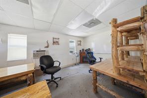 315 Highway 114 - Photo 38