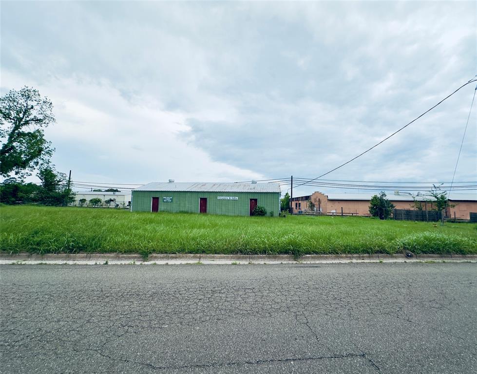 300 W Hinnant Street - Photo 3