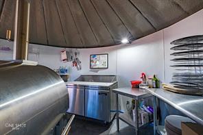 516 E Liveoak - Photo 16