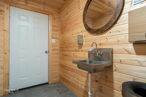 516 E Liveoak - Photo 37