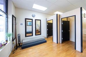 9986 Grapevine Highway - Photo 2