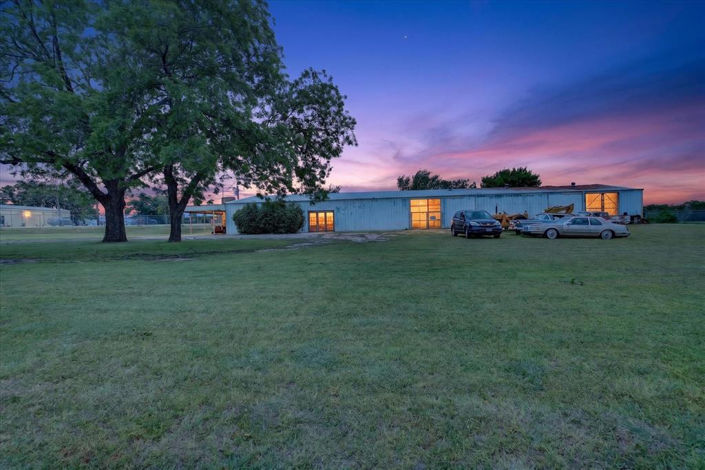 1092 W Highway 199 - Photo 1