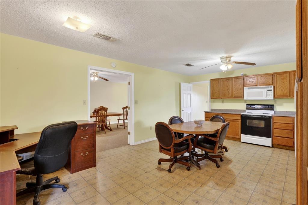 1092 W Highway 199 - Photo 12