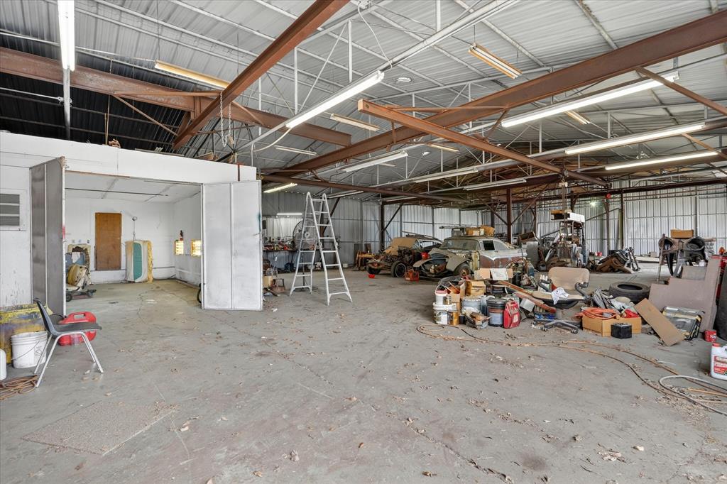 1092 W Highway 199 - Photo 21