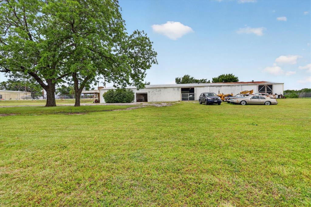 1092 W Highway 199 - Photo 5