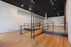 125 N Pecan Street - Photo 11