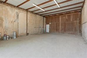 125 N Pecan Street - Photo 21