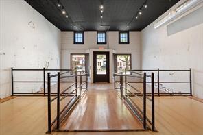 125 N Pecan Street - Photo 9