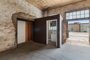 118 W Woodard Street - Photo 10