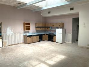 110 E Chambers Street - Photo 16