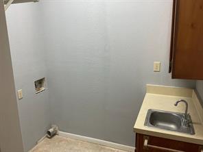 110 E Chambers Street - Photo 17